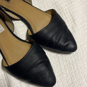 Fiona Black leather sandals. Size 11.